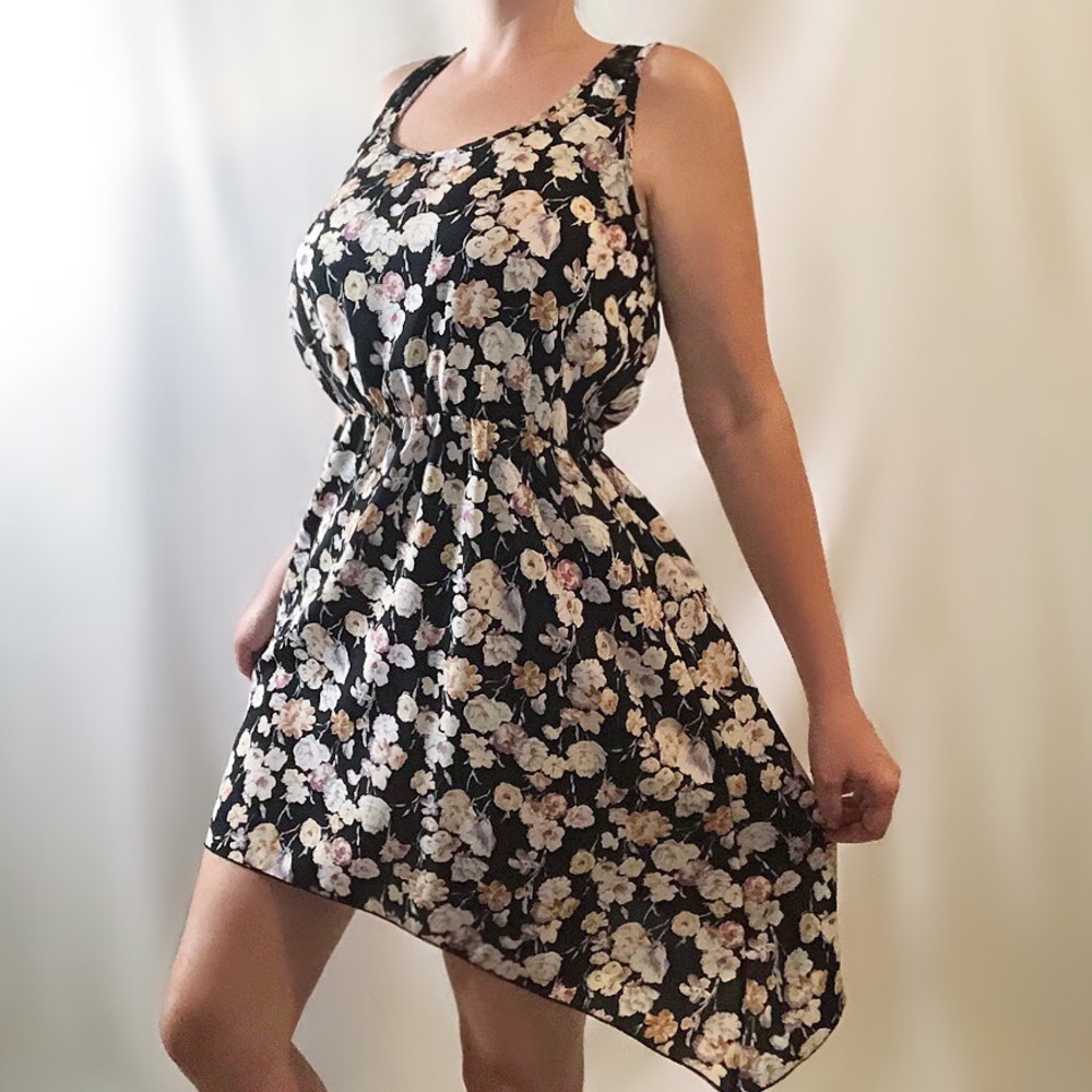 Ambiance light flowy sleeveless floral dress